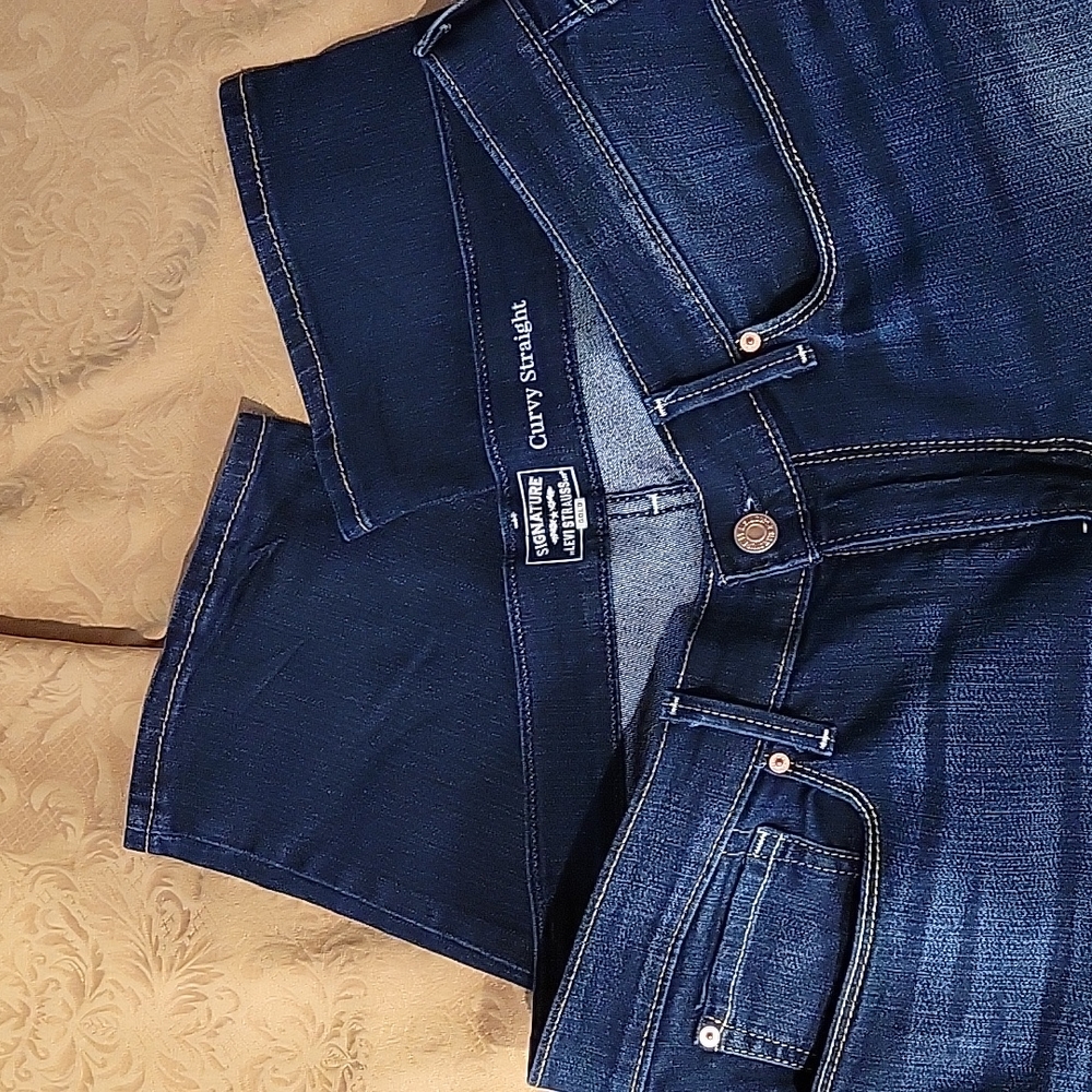 Jeans - Levi Curvy Straight - Picture 3 of 3